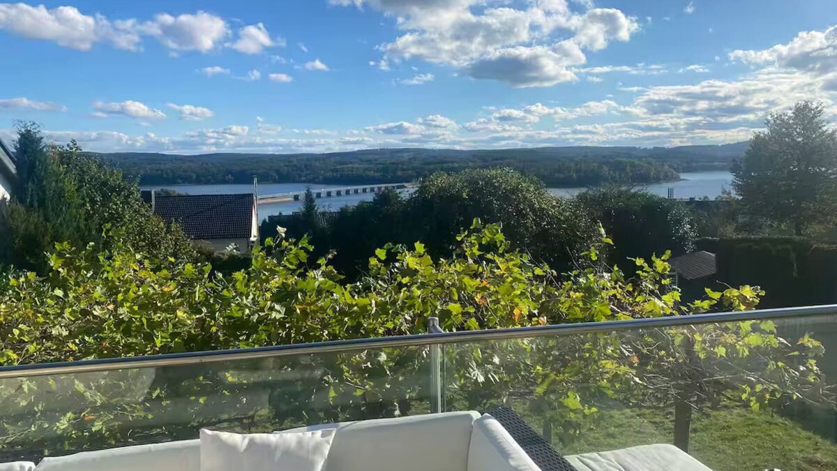 Moehnesee Villa | Villa Kaja at the Möhnesee, Germany