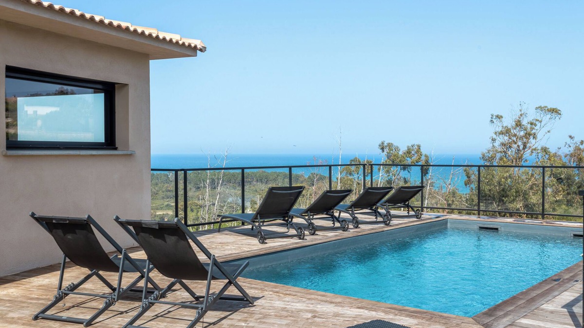 Solenzara Villa | Villa Kalinas Classée 4 à Solenzara - Vue mer à 180°