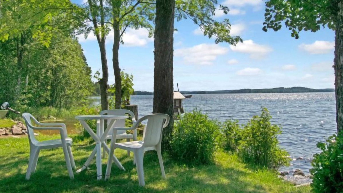 Muurame House | Villa kesäranta by Interhome