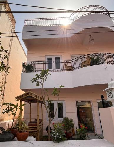 Civil Lines House | Villa Kirane