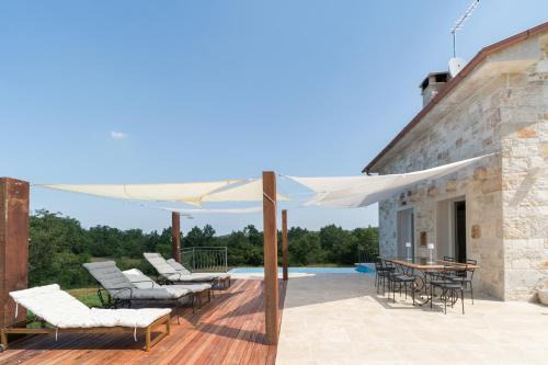 Bibali Villa | Villa Krug with 3 br and a pool immersed in nature near Buje