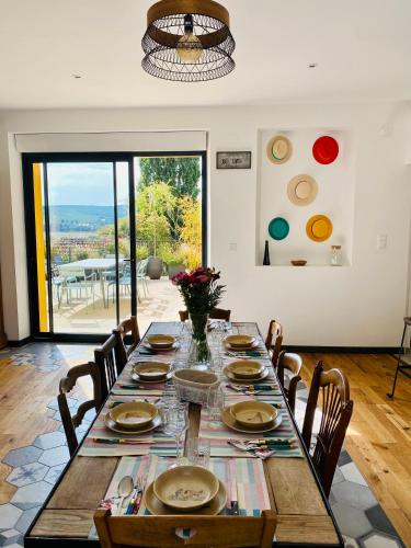 Vincelles House | Villa Kundalini - Guest House