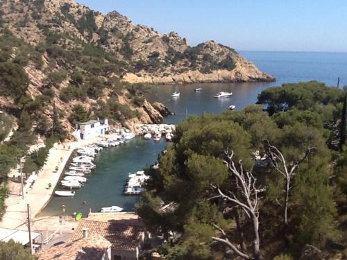 Ensues-la-Redonne Apartment | Villa L’Attalaya