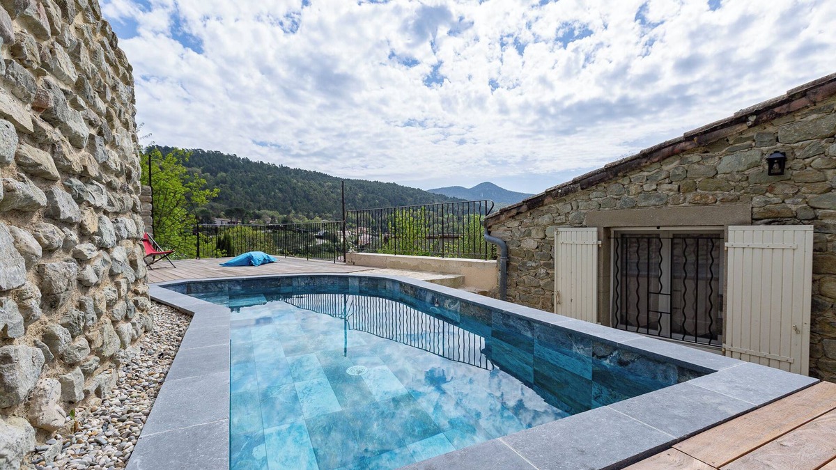 Puy-Saint-Martin Villa | Villa 'La Du Bonheur' with Private Pool, Wi-Fi and Air Conditioning
