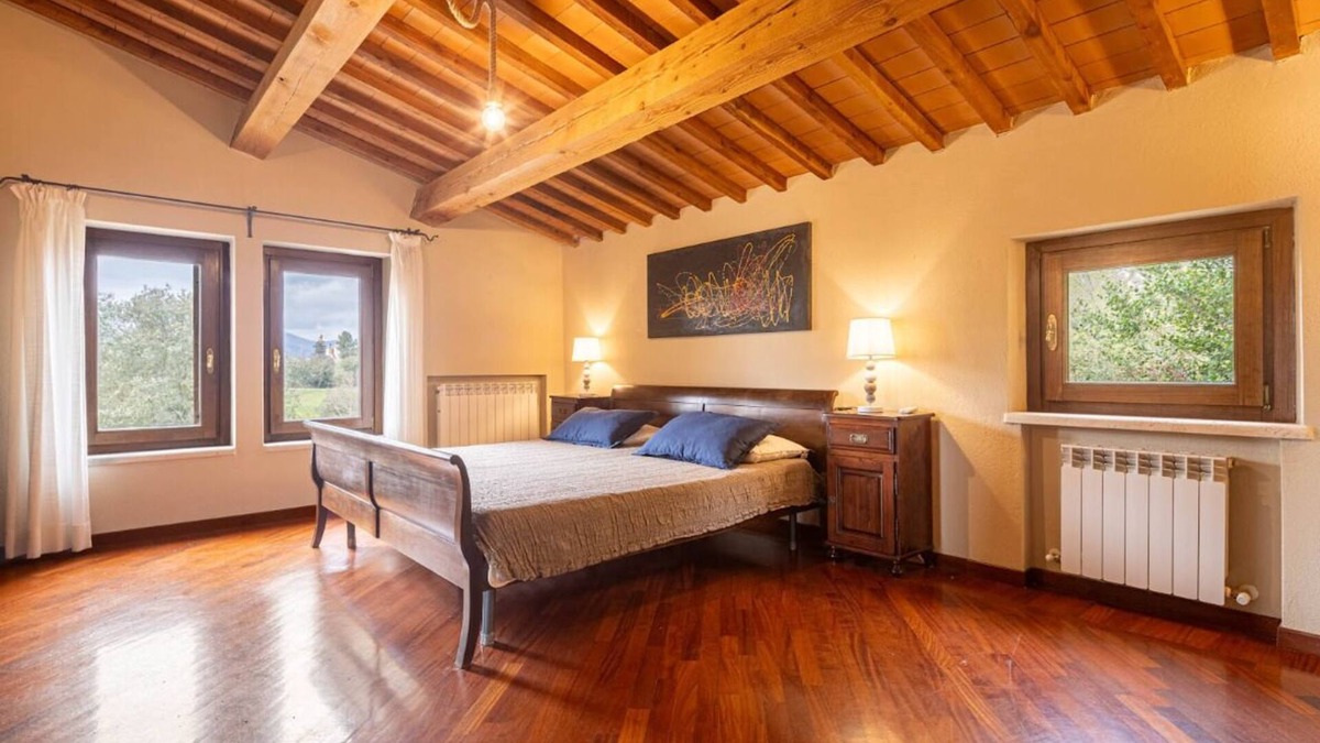 Campagnatico Villa | Villa La Fornace, Spacious 5-bedroom in fabulous Campagnatico with AC, WiFi