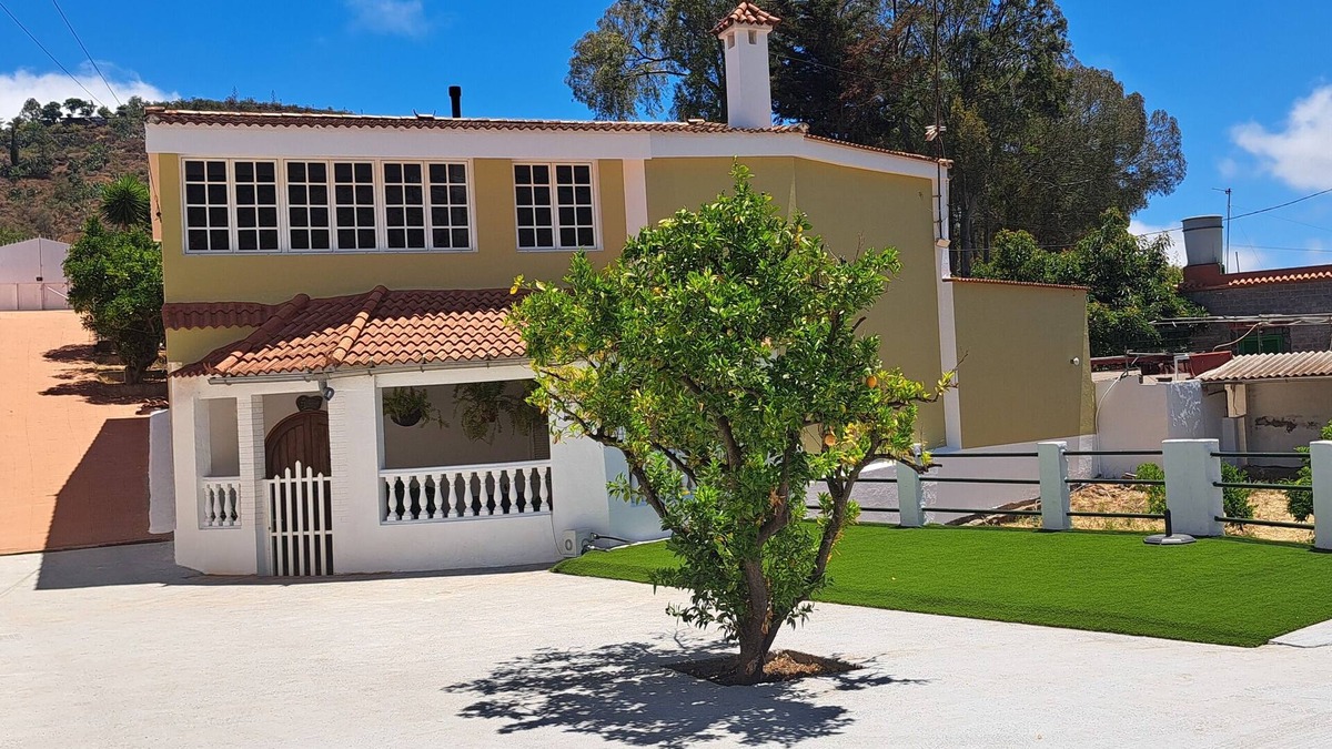 Vega de San Mateo Villa | Villa LA Tosca