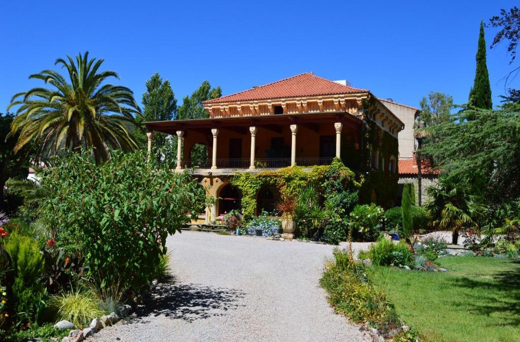 Prades Bed & Breakfast | Villa Lafabregue