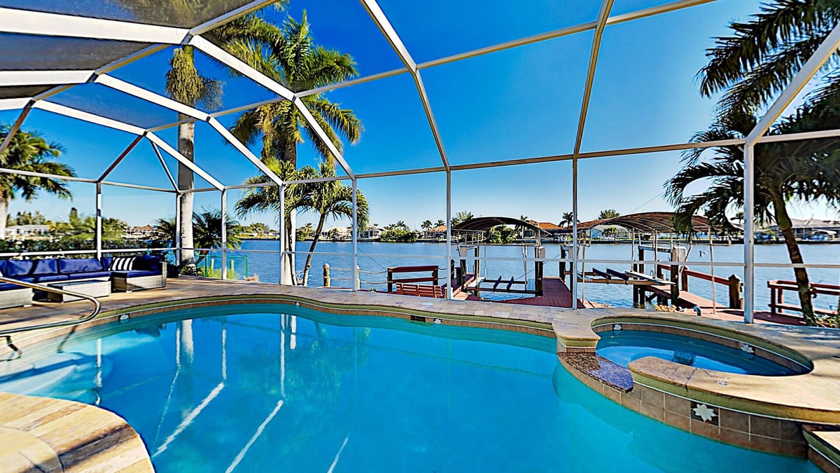 Burnt Store Villa | Villa Lago Vista - Waterfront Gem w/Gulf Access