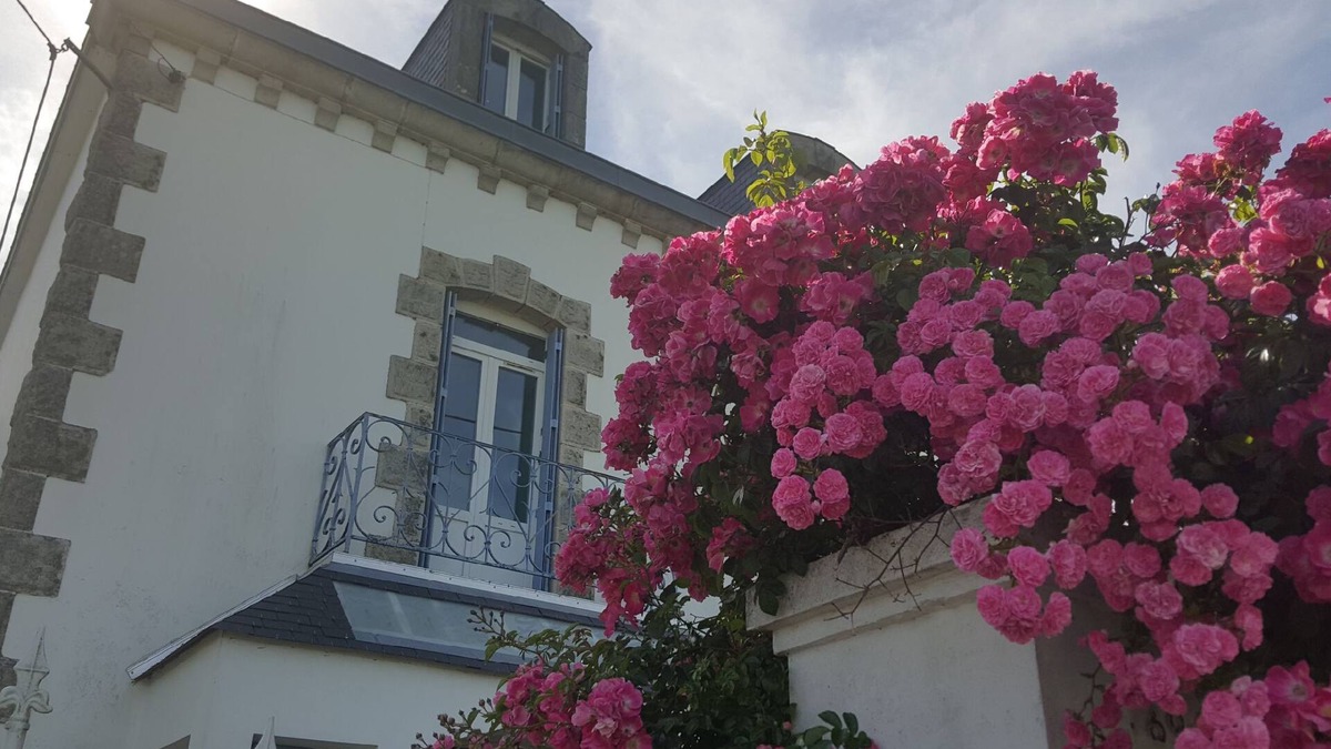 Le Pouldu Villa | Villa L’Amiral - 5 mins walk from the beaches