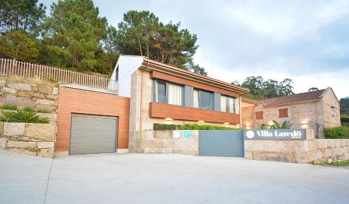 Carracido House | VILLA LAREDO *