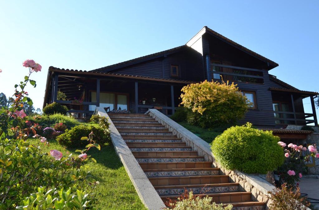 Salceda de Caselas House | VILLA LAURA