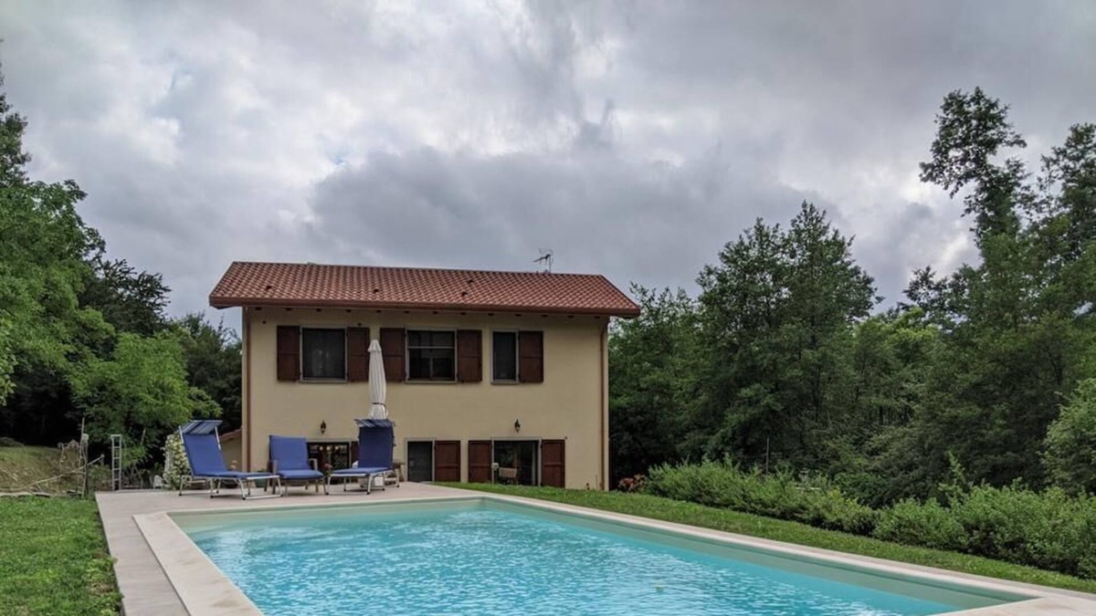 Villafranca in Lunigiana House | Villa Le Arcate, Enjoy the Tranquility and Beauty of the Tuscan Countryside