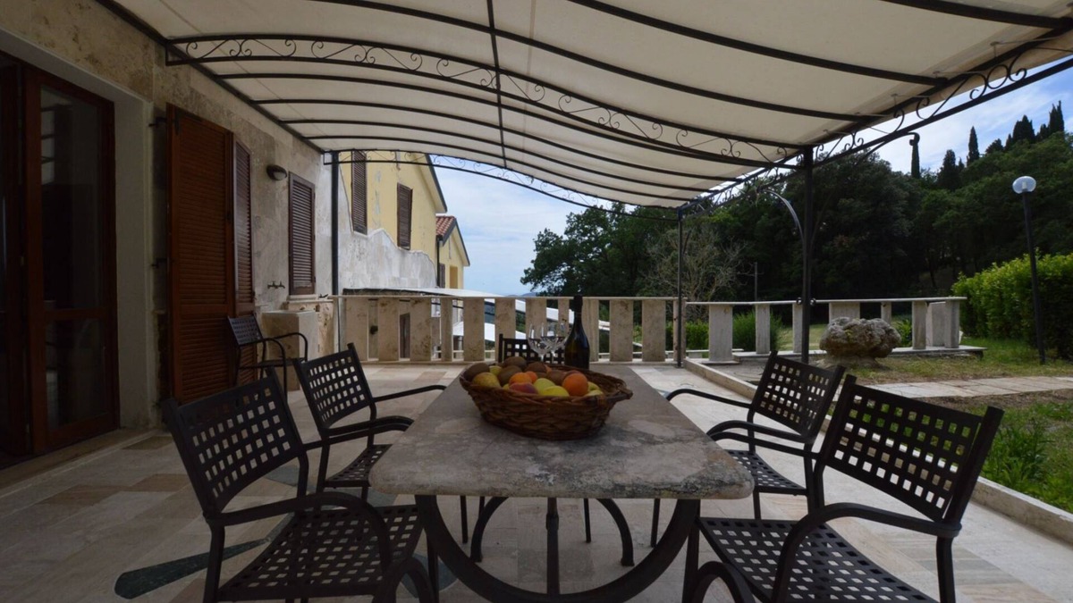 Monteverdi Marittimo House | Villa Le Querciolaie: dependance della Contessa