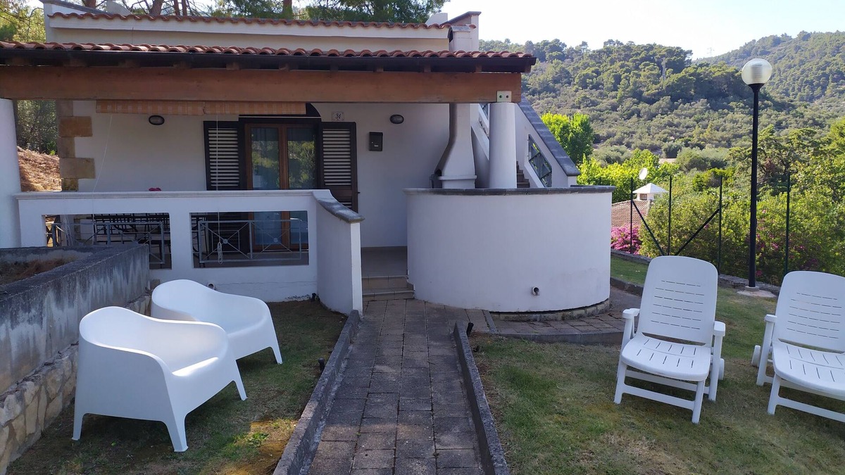 Vieste Villa | VILLA "LE MACINE" PUGNOCHIUSO
