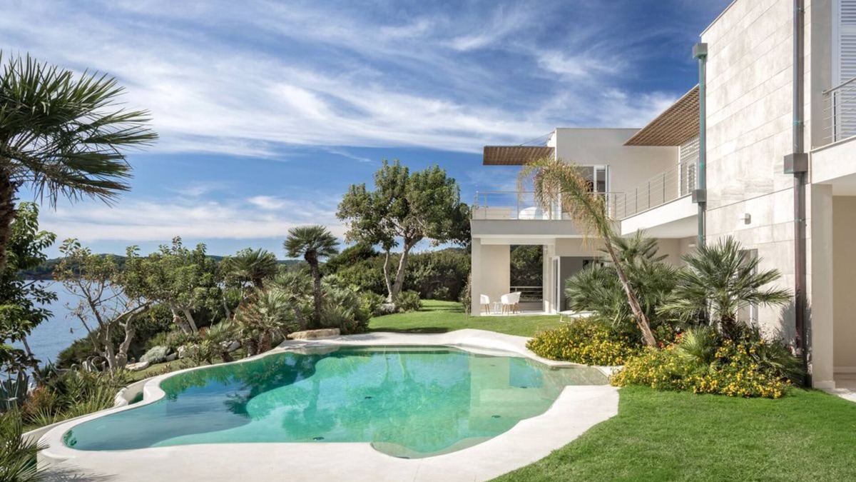 Fertilia Villa | Villa Le Monzette - Eight Bedroom Villa, Sleeps 16