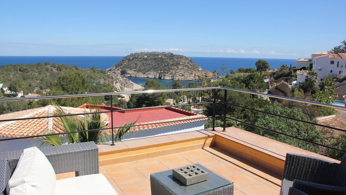 Mar Azul Villa | Villa "Le Verger" 4min walk from the beach, splendid sea view, heated swimming pool