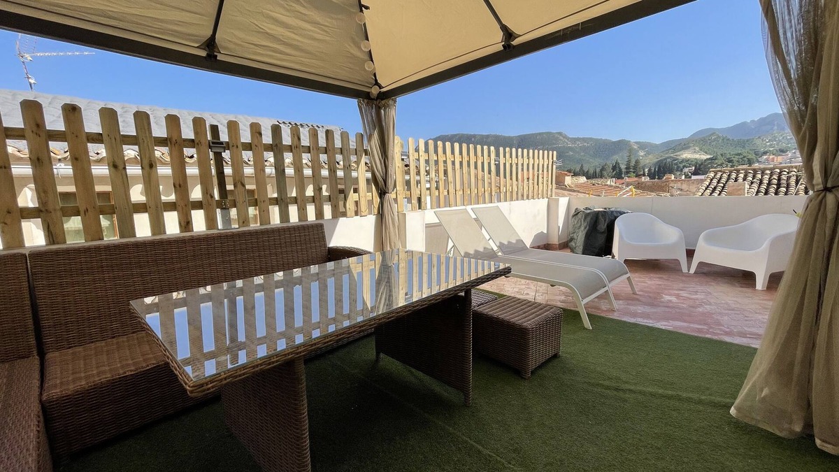 Huerta de Arriba Cottage | VILLA LEIRE Rural house of 10 with charm