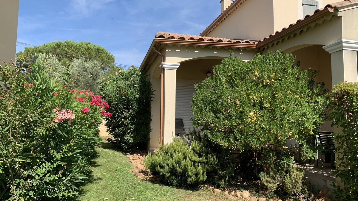 Comps House | Villa 'les Alpilles' à Comps