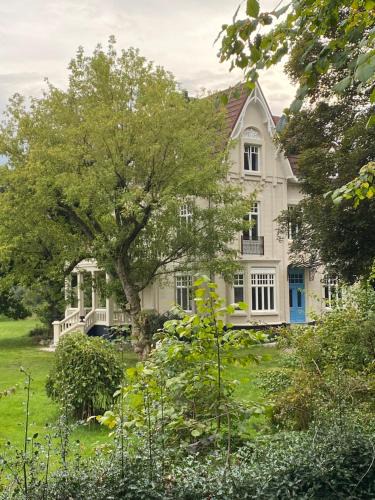 Lanklaar House | Villa les Bruyères