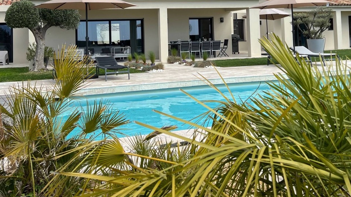 La Croix-Valmer Villa | Villa "Les Oliviers" high standing 5 bedrooms - swimming pool - sea and hills view
