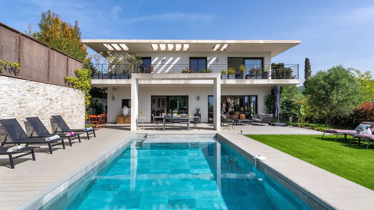 Gairaut Villa | Villa Les Sources VI4245 By Riviera Holiday Homes