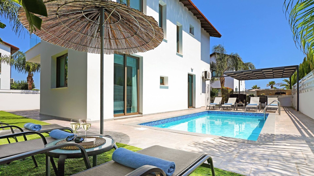 Paralimni Villa | VILLA LEVANDINI - Brand new villa walking to Trinity Beach