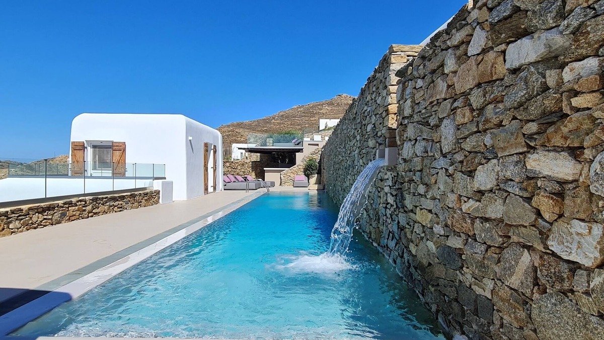 Ftelia Villa | Villa Levi's by Ethos Hospitality - Private Tennis Court/Gym/Sauna