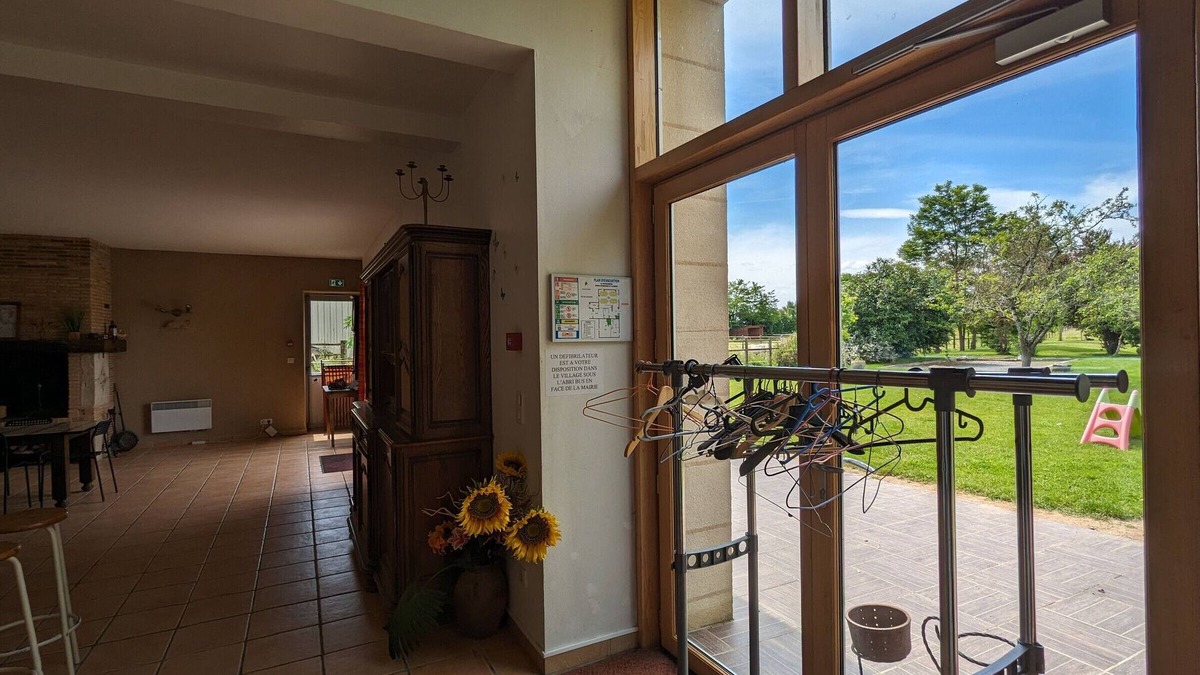 Lourouer-Saint-Laurent House | Villa Lourouer-Saint-Laurent, 4 bedrooms, 20 persons