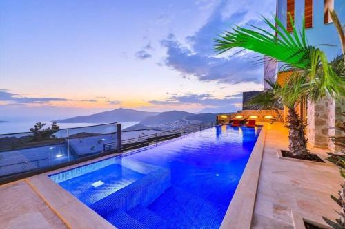 Kalkan Villa | Villa Loft Kalkan with Jacuzzi-Sauna and Heating Swimming pool