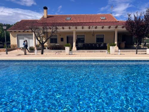 Yecla House | Villa Los Baños, piscina privada