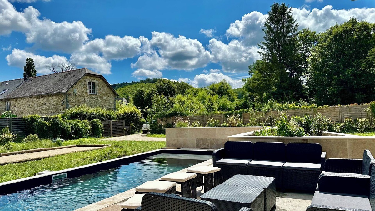 Coly Villa | Villa Lucéo 8 pers. Private swimming pool Dordogne near Sarlat.