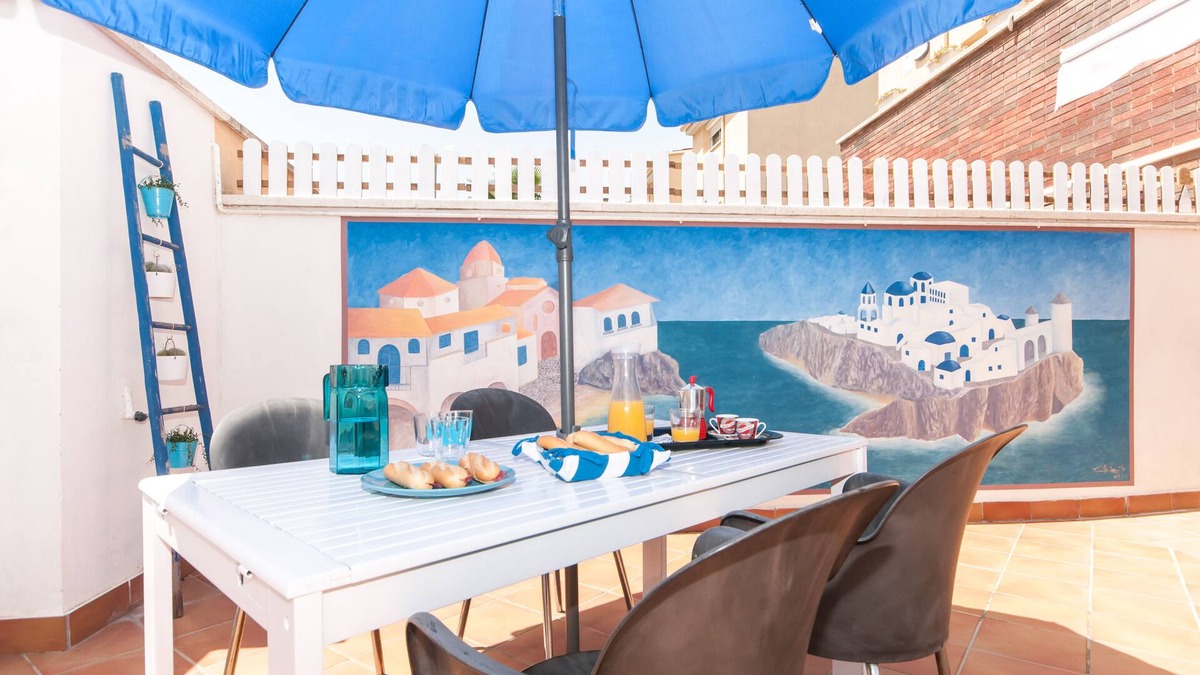 Cervello Villa | Villa Lucrezia Barcelona :) Breakfast Included :)