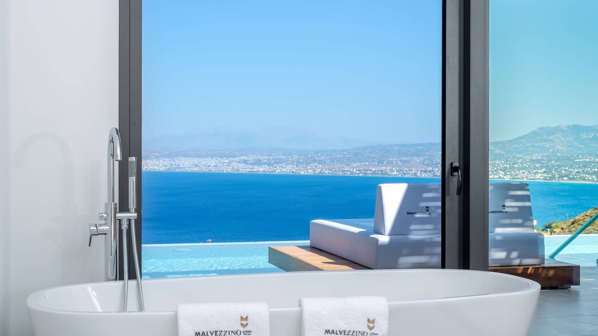 Malevizi Villa | Villa Lucrezia, Breathtaking sea Views, Private heated Pool, Close to the Beach!