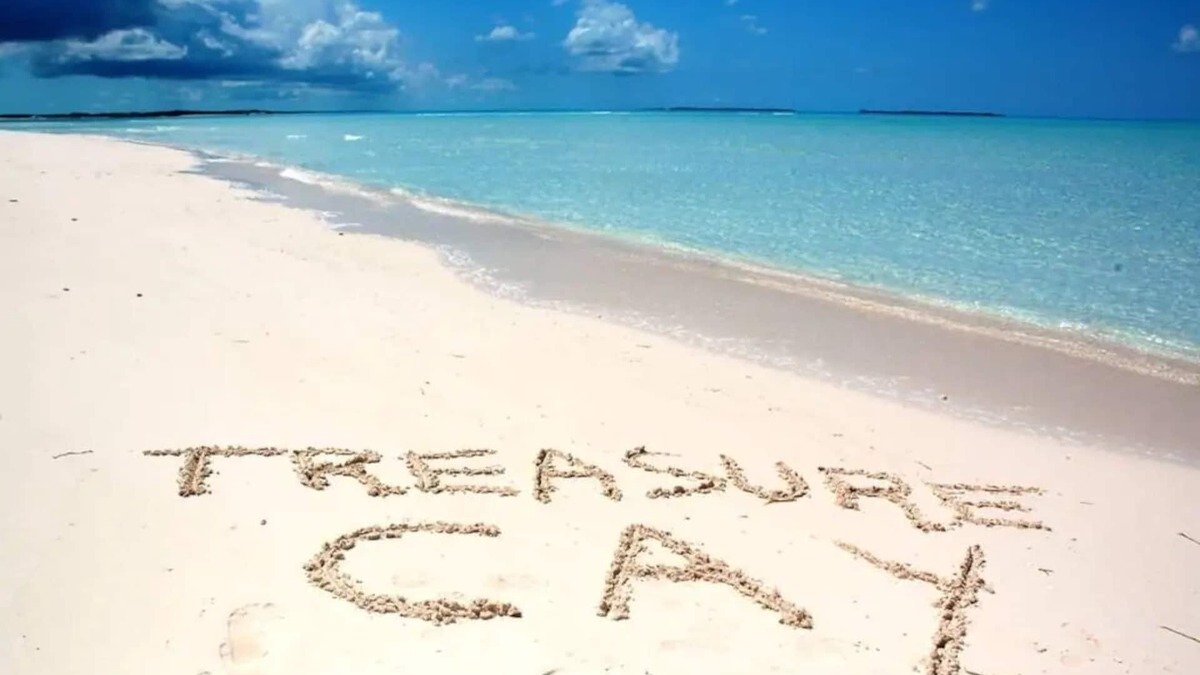 Treasure Cay Villa | VILLA LUIS, TREASURE CAY PARADISE, FULLY SANITIZED