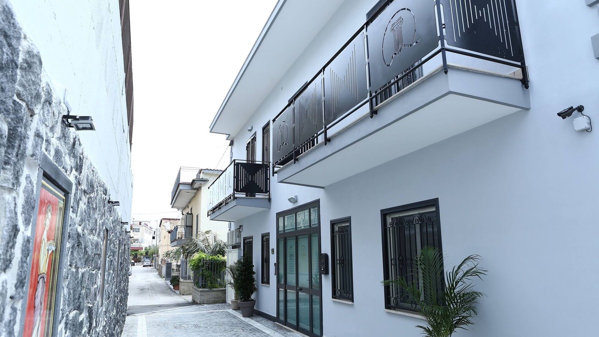 Pompei Apartment | Villa Magiola-Monolocale Afrodite 200 m from the Pompeii excavations, free parking