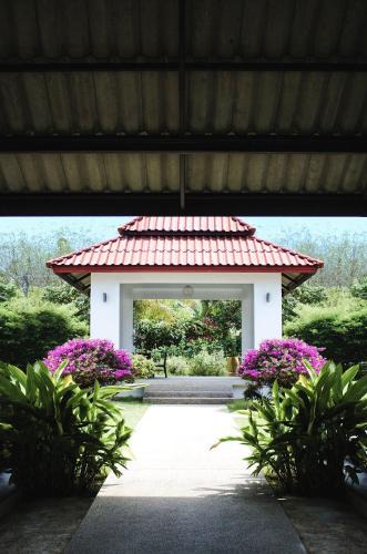 Khuekkhak Villa | Villa Mangosteen Khaolak