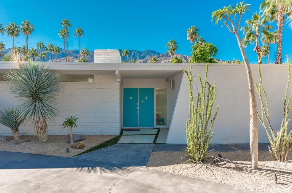 Deepwell Estates House | Villa Marcus Your Mid Century Modern Oasis