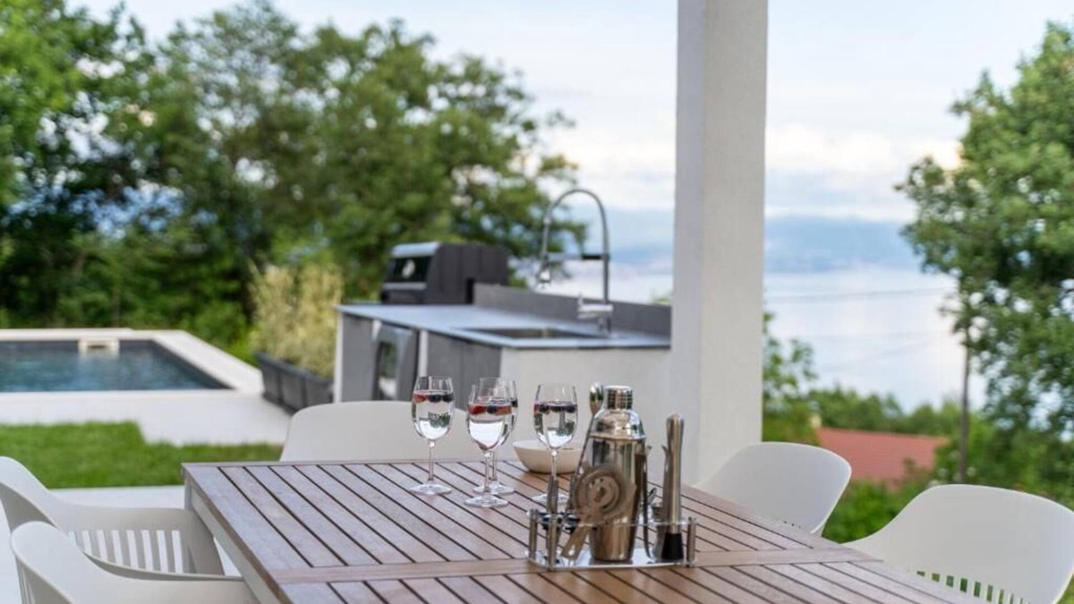 Vela Ucka Villa | Villa Mare&Monti in Opatija, EV charger, Pool, Sea view, BBQ