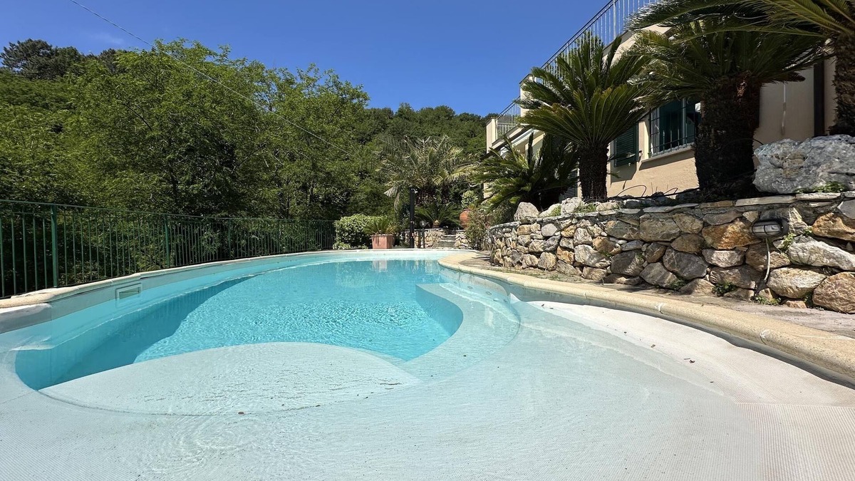 Pugliola Villa | VILLA MARELUNA - Sea View, Swimming pool, 6 Pax, BBQ, WI-FI