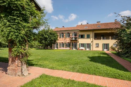 Racconigi Villa | Villa Margherita with private pool