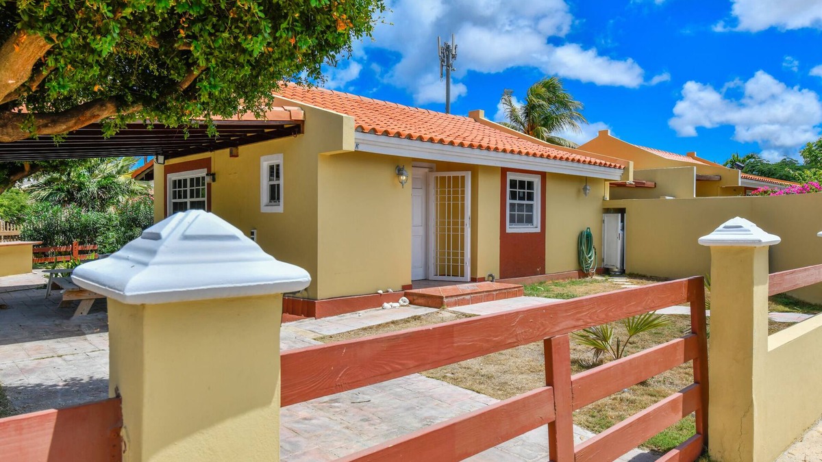 Shiribana House | Villa Martha - 3BR Villa