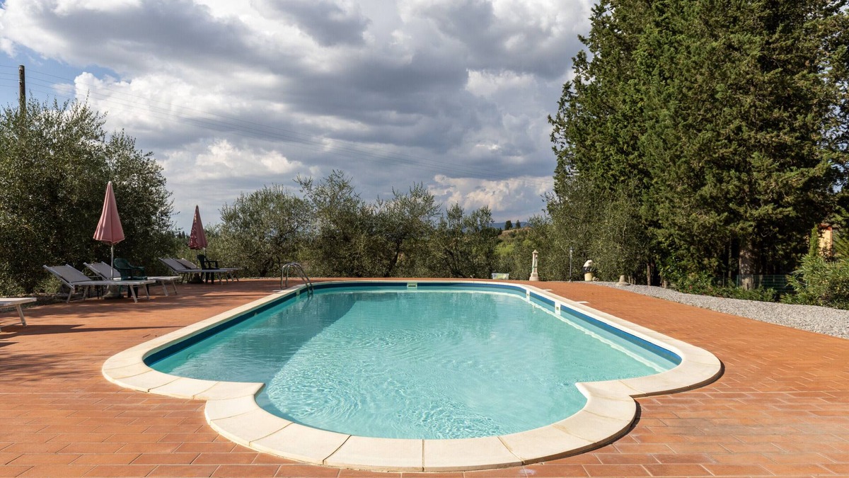 Empoli Villa | Villa 'Martignana' with Private Pool, Private Garden and Wi-Fi