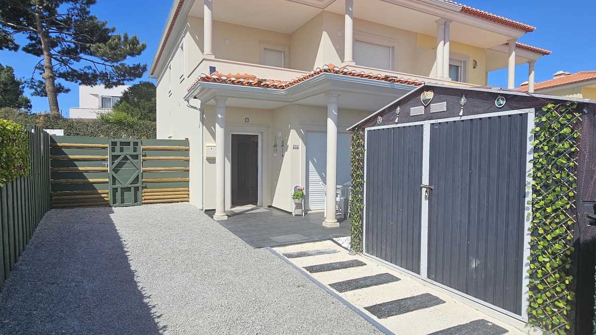 Casalinho House | VILLA MARTINS