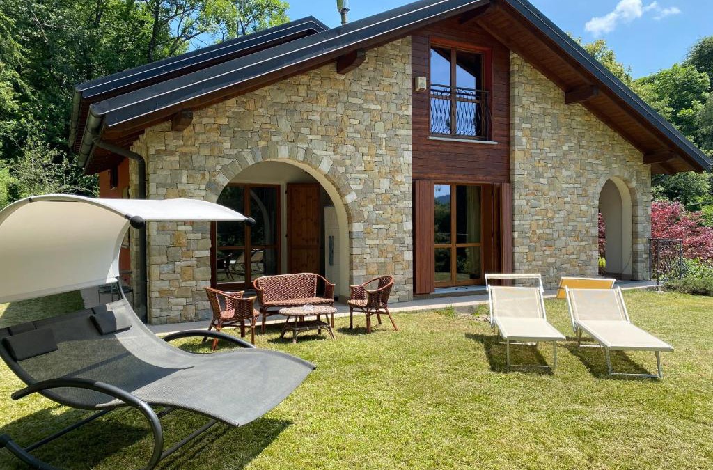Alta Valle Intelvi Bed & Breakfast | Villa Marzia