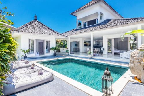 Sunset Road Villa | Villa Maviba