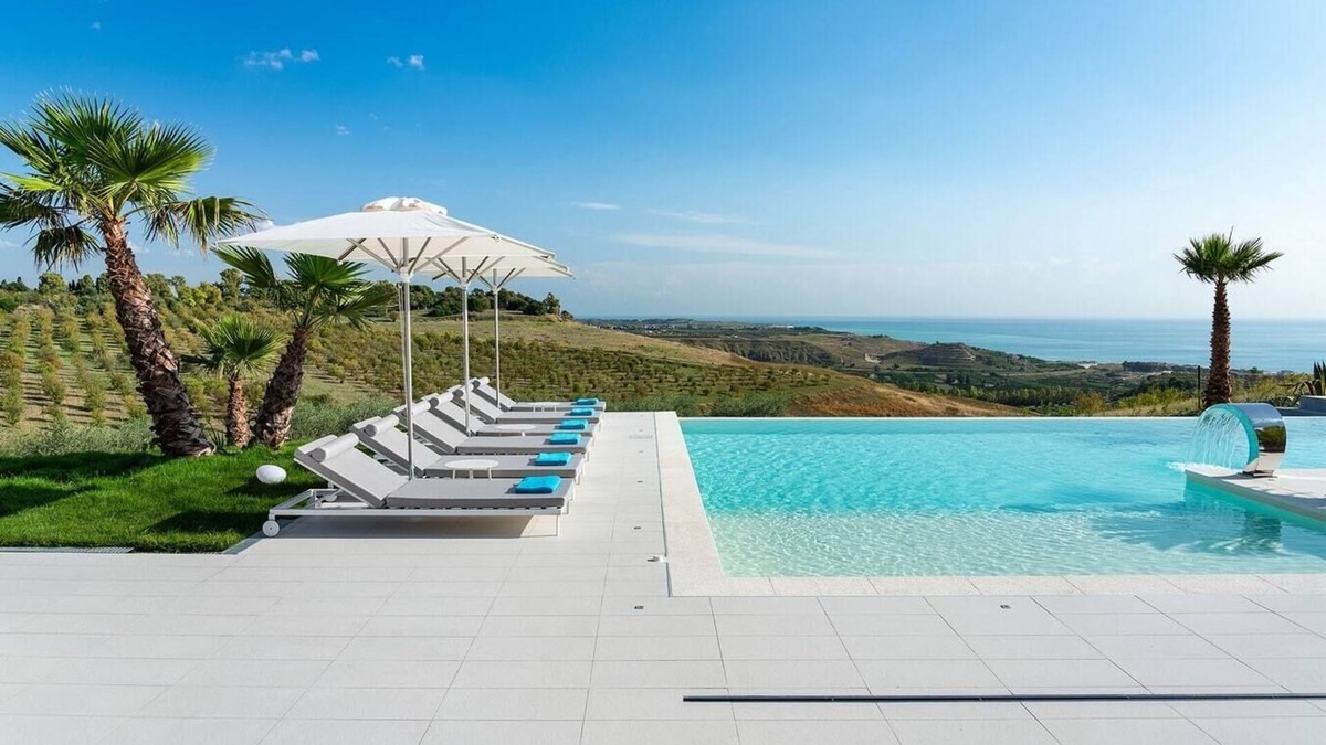 Ribera Villa | Villa Mazara - Modern villa with pool near Sciacca