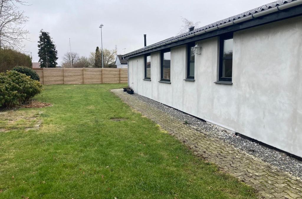Viby House | Villa med private værelser delt badeværelse/køkken, viby sj.