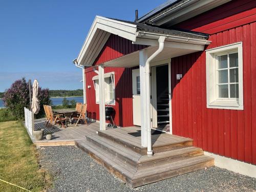 Fors Villa | Villa med sjöutsikt