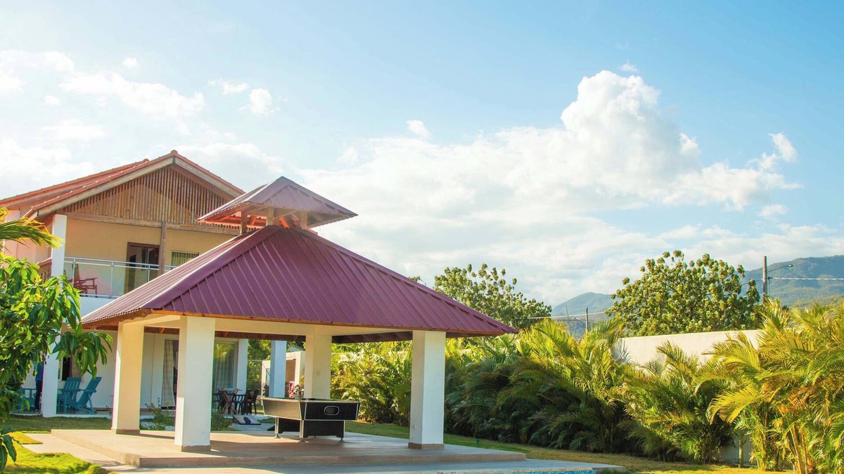 Las Charcas Villa | Villa Mercedes · Pool + Mountain Views | Ocoa Bay