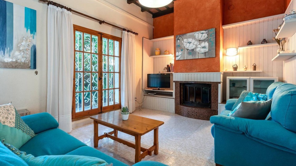 Vilafortuny Bed & Breakfast | Villa Miguel
